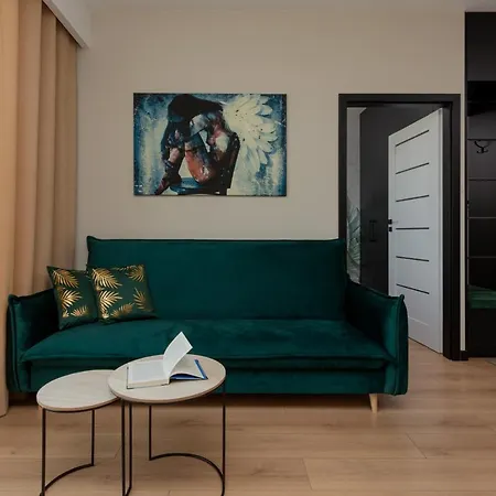 Factory Estate Praga Kotsisa By Renters Apartamento Varsóvia