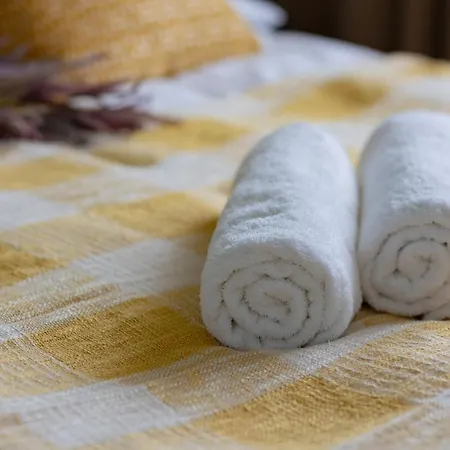 Factory Estate Praga Kotsisa By Renters Apartament *