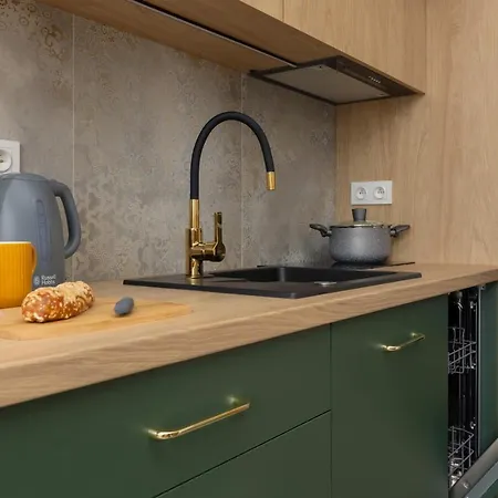 Factory Estate Praga Kotsisa By Renters * Варшава