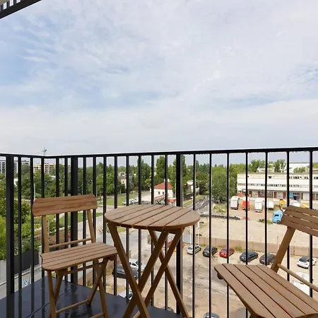 Апартаменты Factory Estate Praga Kotsisa By Renters Варшава