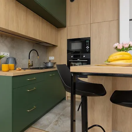 Factory Estate Praga Kotsisa By Renters