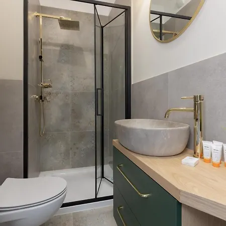 Factory Estate Praga Kotsisa By Renters Апартаменты Варшава