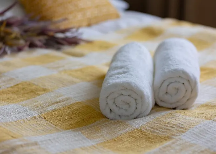 Factory Estate Praga Kotsisa By Renters Apartment *