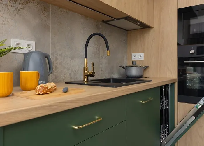 Factory Estate Praga Kotsisa By Renters * Warsaw