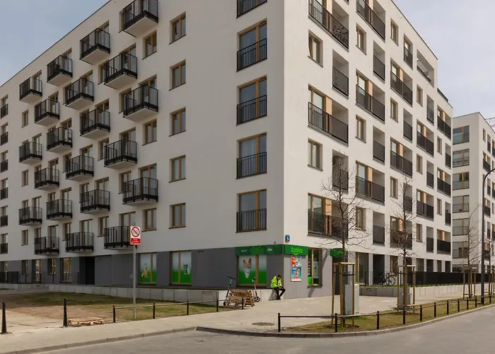 Factory Estate Praga Kotsisa By Renters Apartment